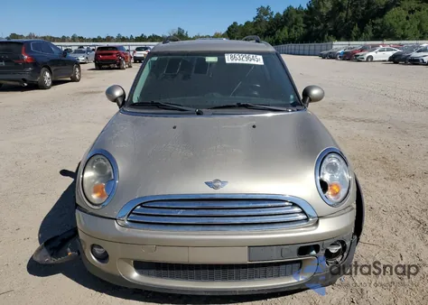 2010 Mini Cooper Clubman из США, поврежденный, VIN WMWML3C50ATX38959